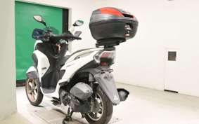 YAMAHA ﾄﾘｼﾃｨ125 SE82J