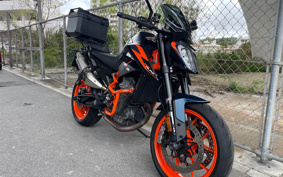 KTM 890 DUKE 2023 TU940