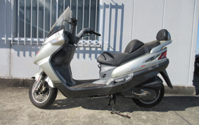 SYM RV180EFI