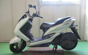 YAMAHA MAJESTYS SG28J