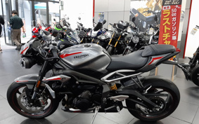 TRIUMPH  TRIUMPH  STREET  TRIPLE RS 2021 HDA554