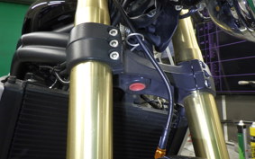 TRIUMPH SPEED TRIPLE 2005