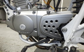 SUZUKI DJEBEL 200 (DR200SE)