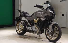 MOTO GUZZI V100 MANDELLO 2023