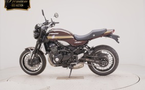 KAWASAKI Z900RS 2025 ZR900K