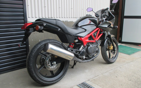 HONDA VTR 250 F MC33
