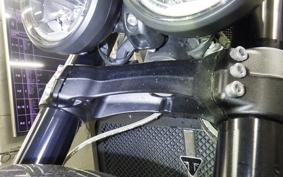 TRIUMPH ROCKET III R 2022
