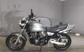 SUZUKI INAZUMA 400 GK7BA