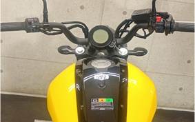 YAMAHA XSR700 2018 RM11
