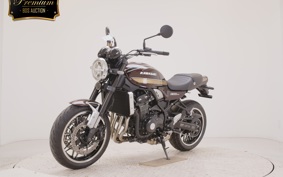 KAWASAKI Z900RS 2025 ZR900K