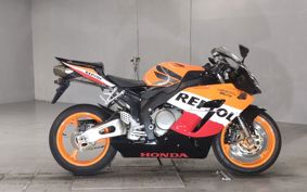 HONDA CBR1000RR SC57