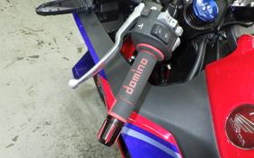 HONDA CBR600RR 2025 PC40