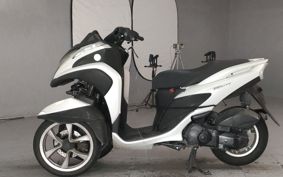 YAMAHA TRICITY 125 SE82J