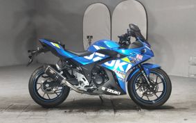 SUZUKI GSX250 R DN11A