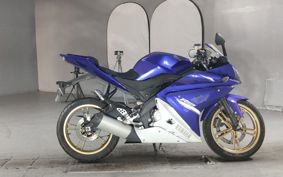 YAMAHA YZF-R125 RE06
