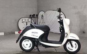 YAMAHA E-VINO SY11J