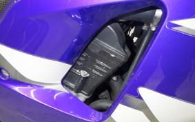 YAMAHA YZF-R1 1999
