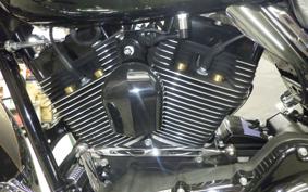 HARLEY FLTRXSE1800CVO 2013