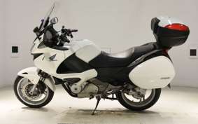 HONDA DEAUVILLE 680 2007