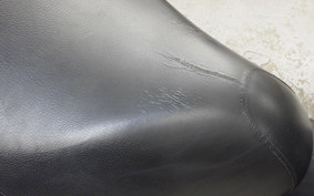 SUZUKI SKYWAVE 200 (Burgman 200)