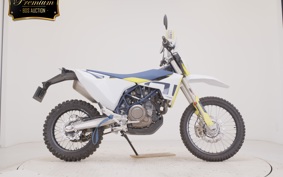 HUSQVARNA 701ED 2022