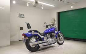 YAMAHA DRAGSTAR 400 2001 VH01J