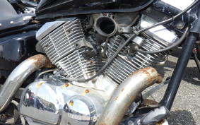 YAMAHA DRAGSTAR 250 VG02J