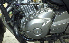 SUZUKI GSR250