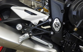 TRIUMPH STREET TRIPLE RX 2026