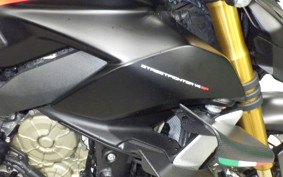DUCATI STREETFIGHTER V4 SP 2023