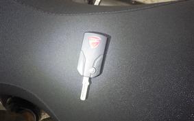 DUCATI DIAVEL AMG 2013