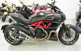 DUCATI DIAVEL CARBON 2012 ZDMG100ABBB