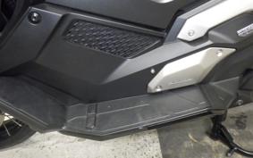 HONDA X-ADV 750 RH10