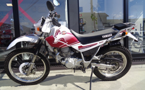 YAMAHA SEROW 225W 4JG
