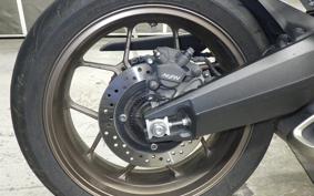 HONDA CB650R E-Clutch 2025 RH17