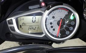 TRIUMPH STREET TRIPLE R 2010