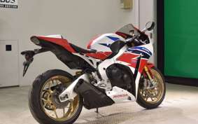 HONDA CBR1000RR SPECIAL EDITION 2014 SC59