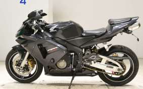 HONDA CBR600RR GEN 2 2004 PC37