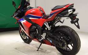 HONDA CBR600RR 2021 PC40