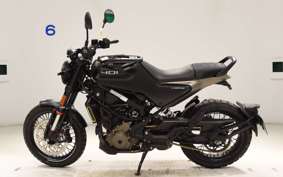HUSQVARNA SVARTPILEN 401 2022