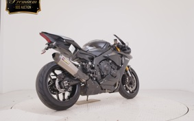 YAMAHA YZF-R1 2018
