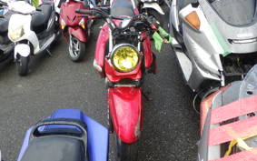 SUZUKI GSR250