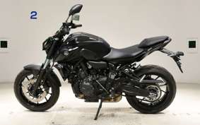 YAMAHA MT-07 2021
