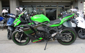 KAWASAKI NINJA ZX-25R SE ZX250E
