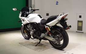 HONDA CB400 SUPER BOLDOR VTEC A 2010 NC42