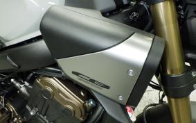 HONDA CB650R E-Clutch 2026 RH17