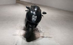 SUZUKI GSX1300R HAYABUSA 2003 GW71A