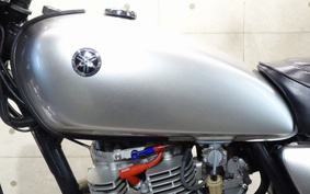 YAMAHA SR400 2001 RH01J