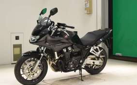 HONDA CB1300SB SUPER BOLDOR 2026 SC54