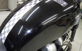 TRIUMPH THRUXTON 900 2006